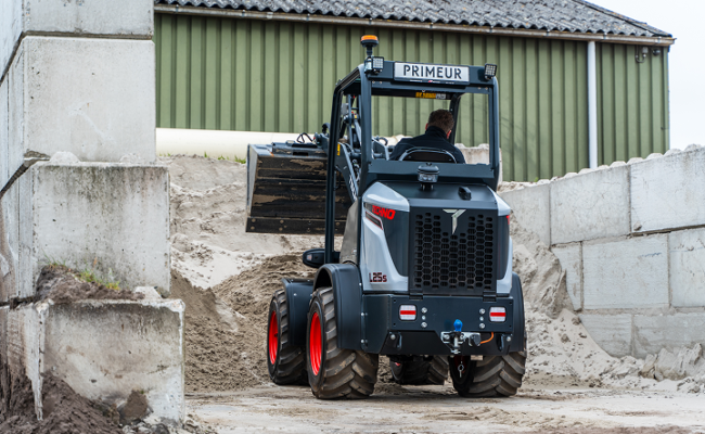 Ontdek onze nieuwe Techno L25s kniklader