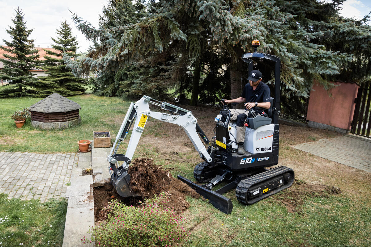 Bobcat E10e Minigraver - actiefoto