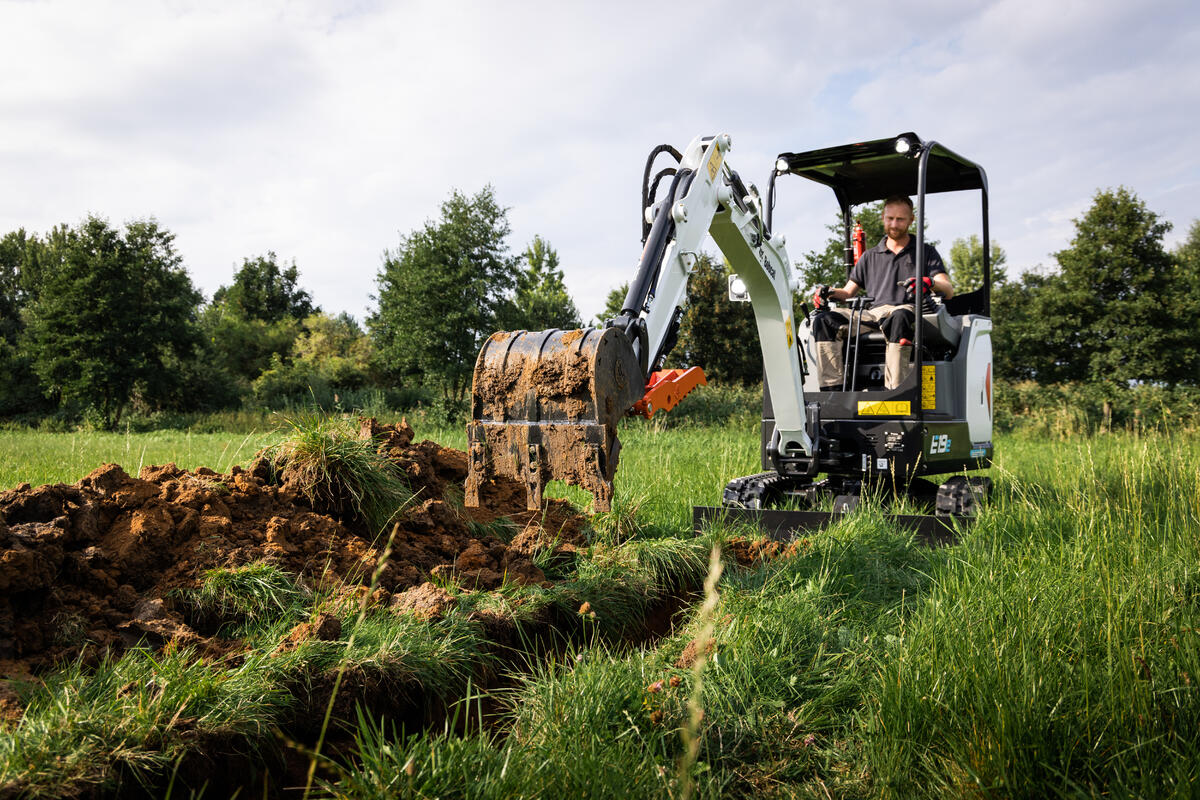 Bobcat E19e minigraver - actiefoto 2
