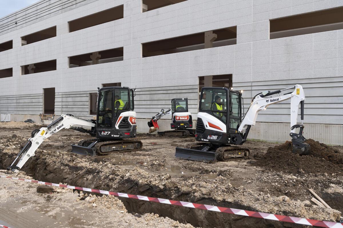 Bobcat E26 minigraver 2