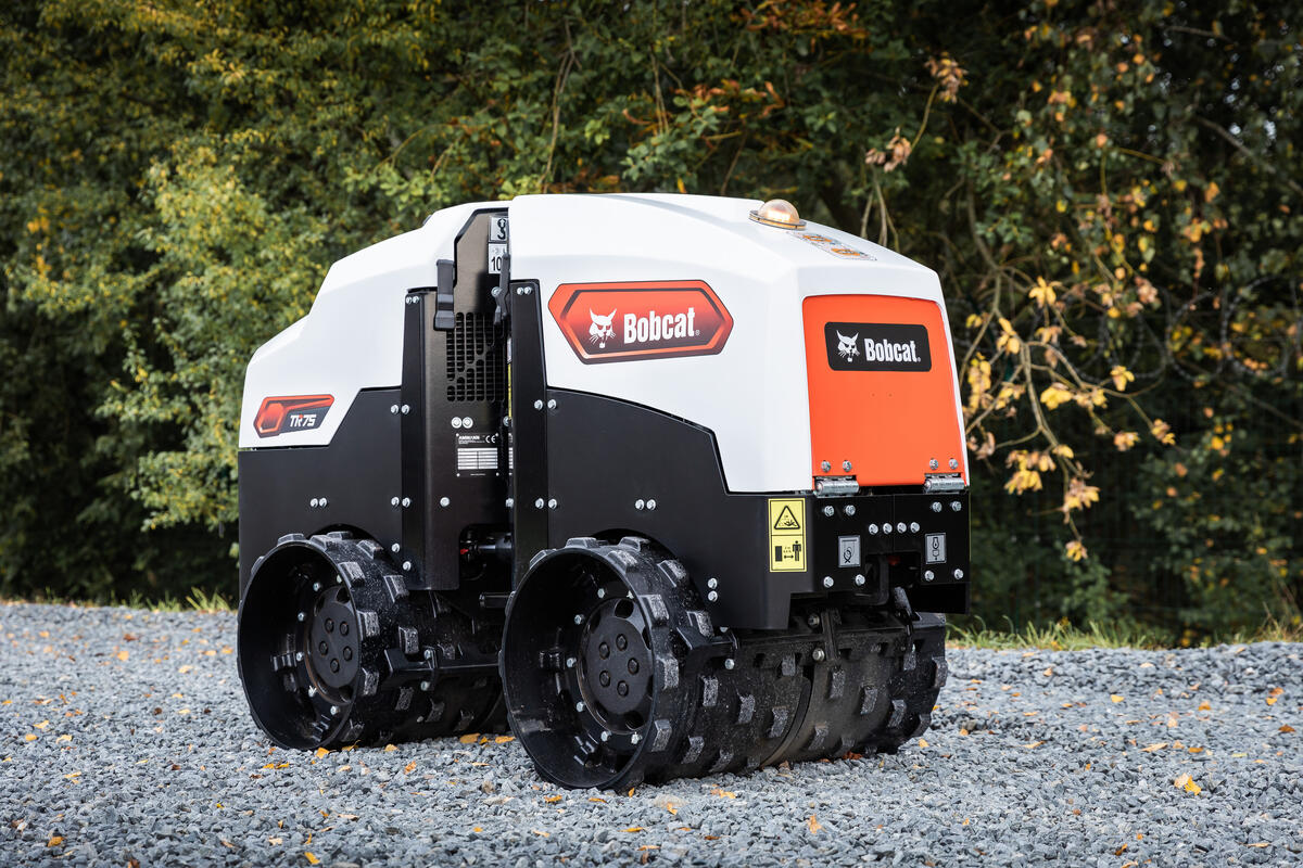 Bobcat TR75 greppelwals - actiefoto