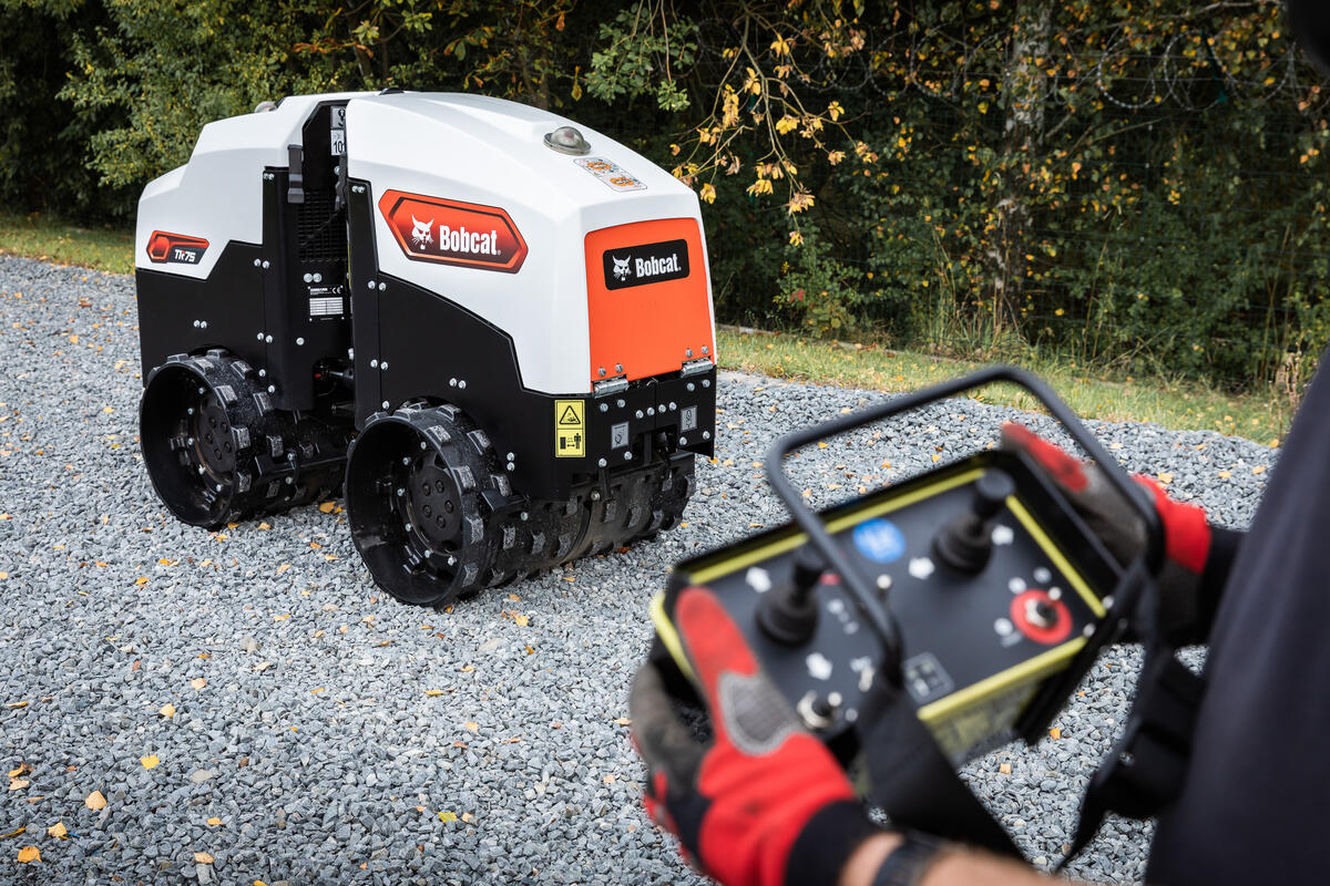 Bobcat TR75 greppelwals - actiefoto 2